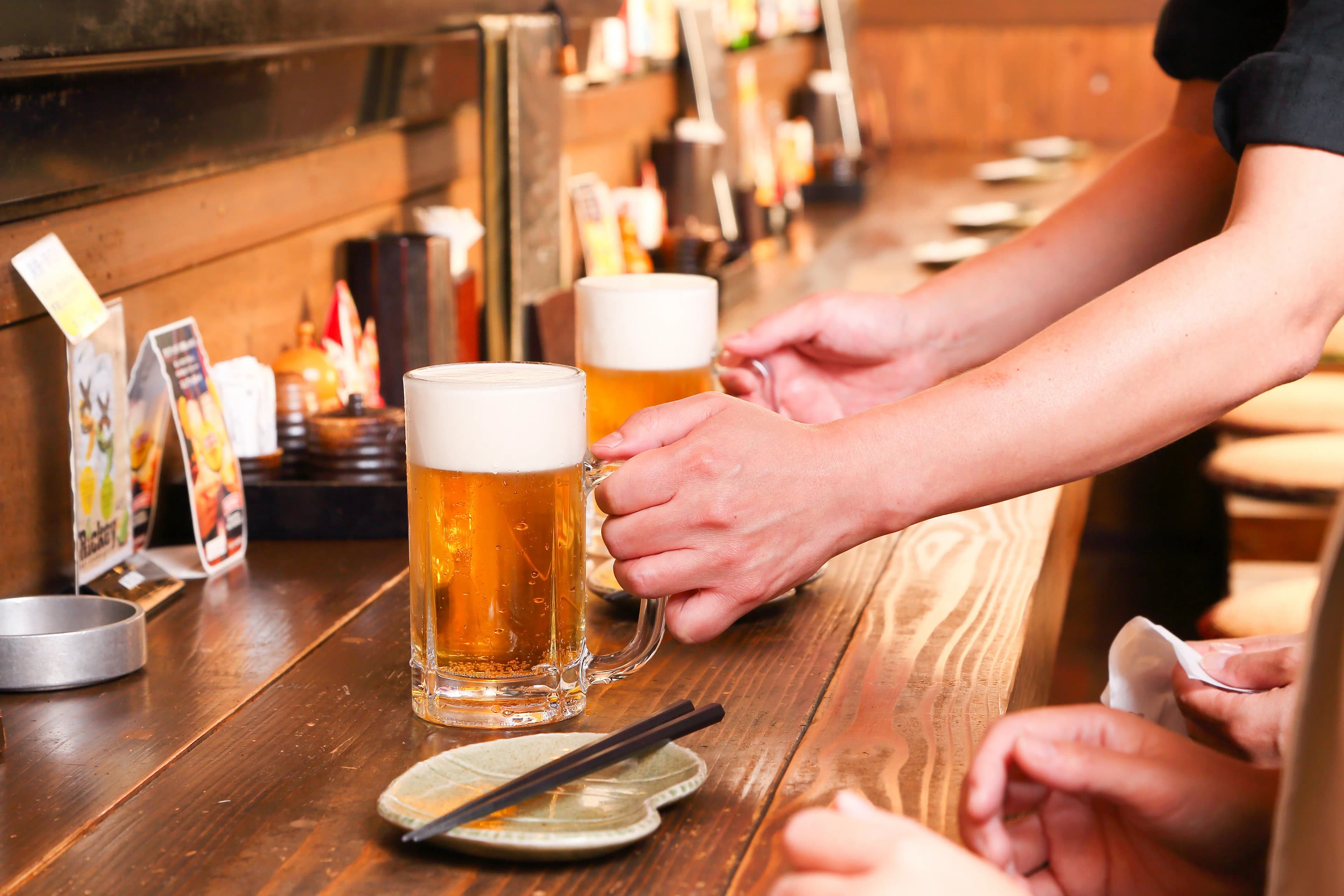 日本の飲食店での注文のしかた|券売機の使い方・お通し・呼び出しボタン・会計【2026】