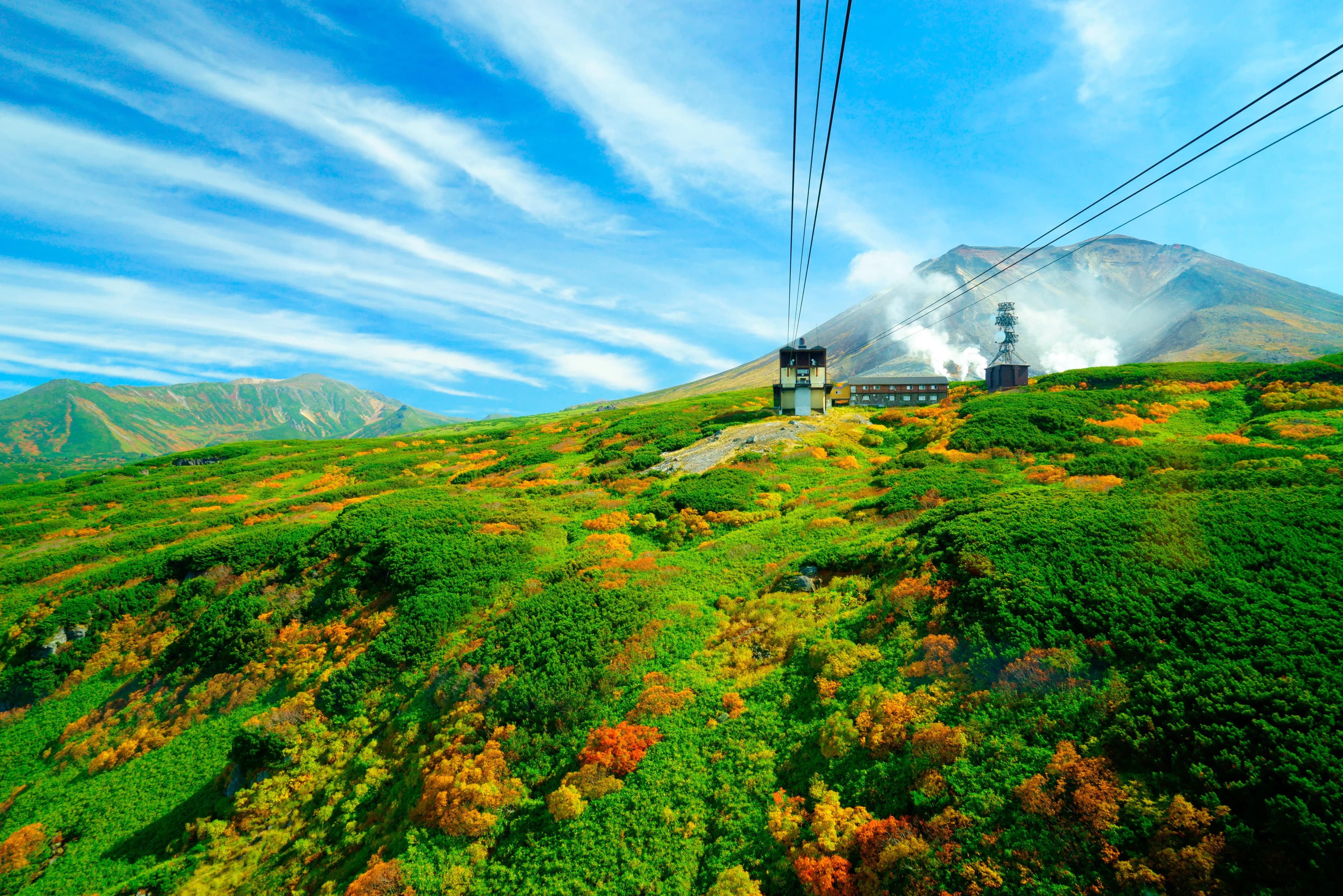 大雪山の紅葉2026|旭岳・層雲峡の見頃はいつ?ロープウェイとアクセス