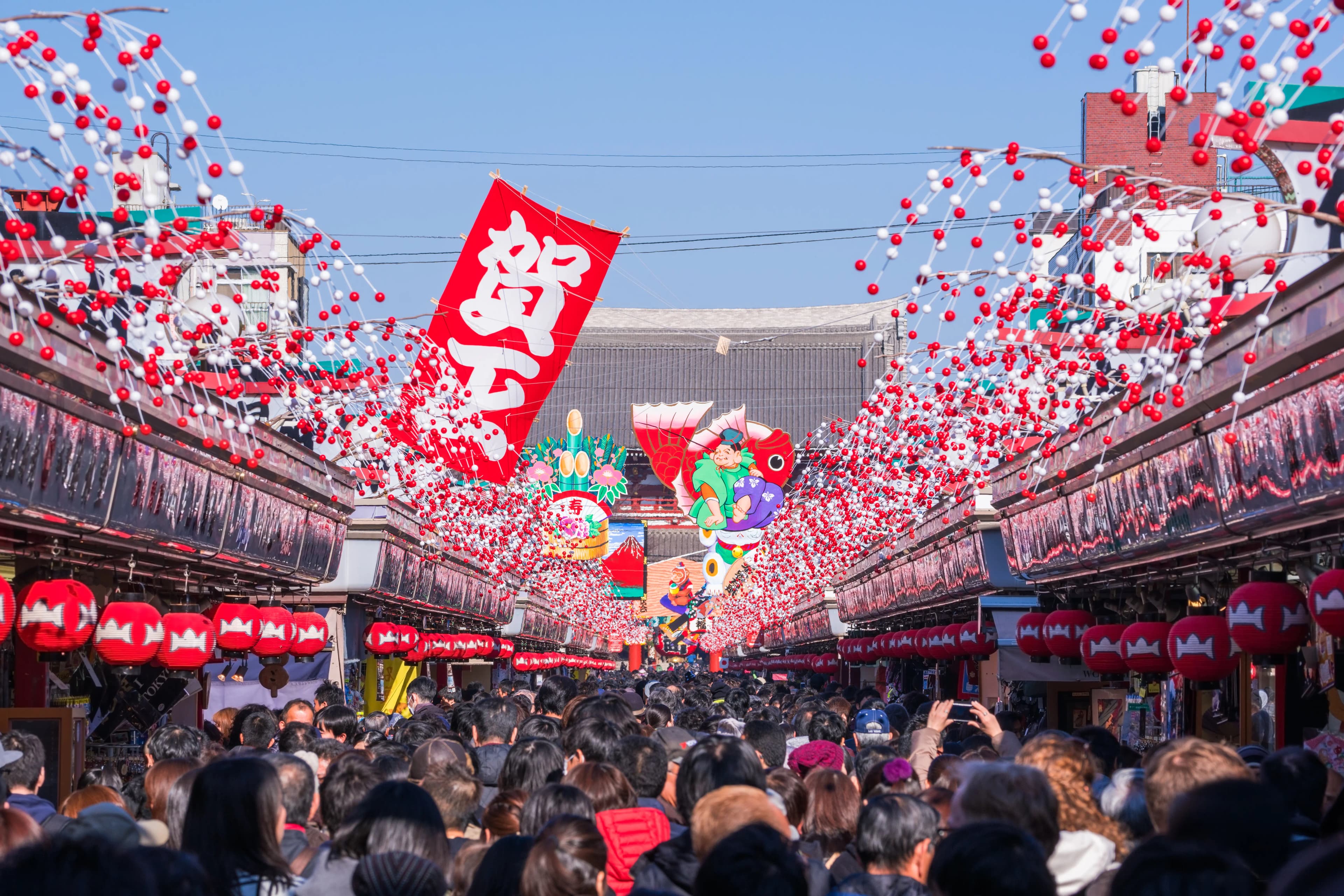 初詣2027|東京の神社・お寺、混雑を避ける時間・終夜運転・参拝作法