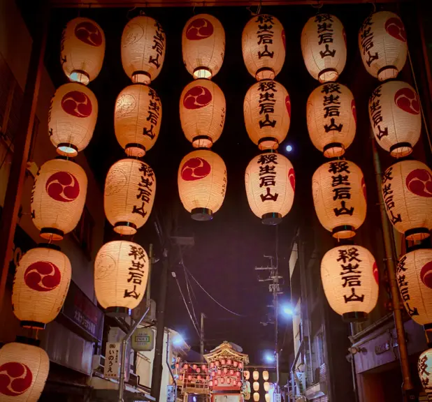 大津祭2026|宵宮10月10日・本祭10月11日、曳山とからくり・厄除けちまきの見どころ