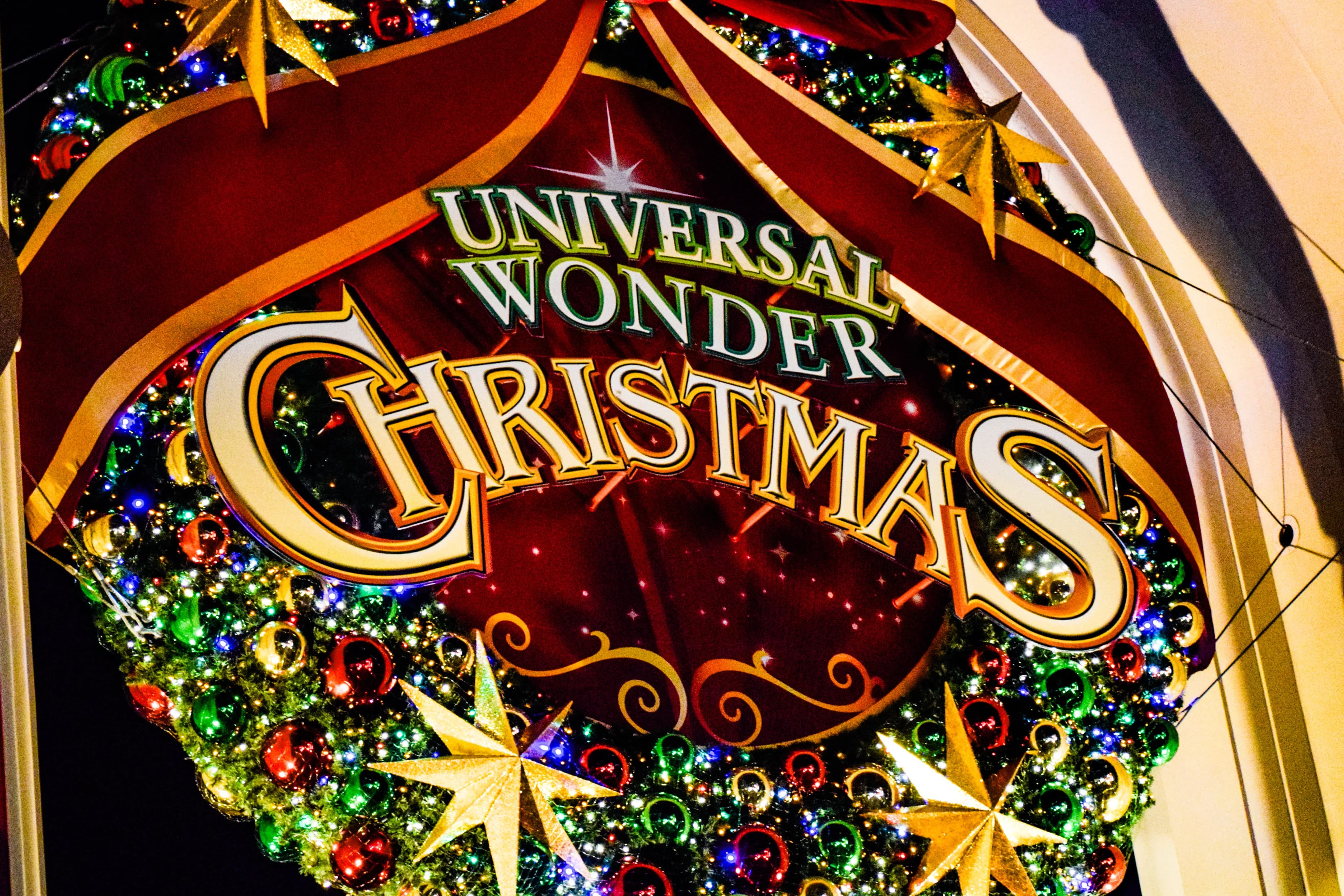 ユニバのクリスマス2026|夜のクリスマスショーは11月25日〜1月11日だけ、混雑を避ける来園日と寒さ対策